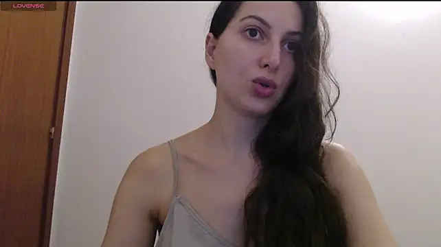 _Hot_Lady_ live cam on StripChat