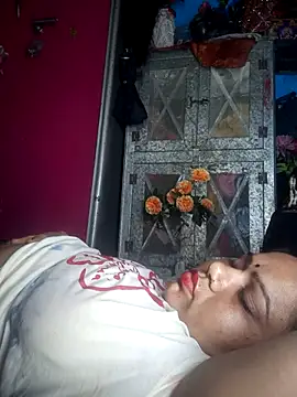 Delhi_Patola live cam on StripChat