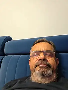 Axer1960 live sex cam