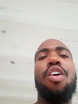 TheChocoTentation live cam on StripChat
