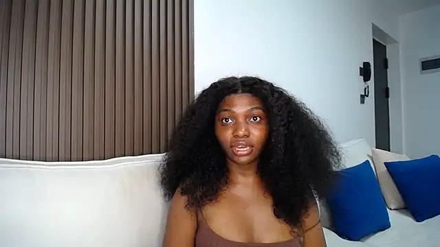 Pretty_Liya08 live cam on StripChat