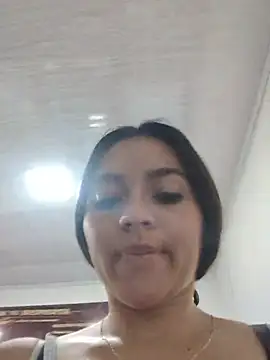 DulceCaroX live sex cam