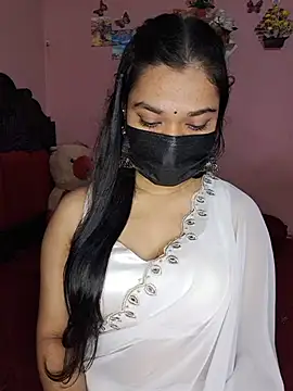Ismanur11 live cam on StripChat