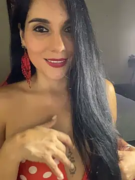 Miaswwe live cam on StripChat