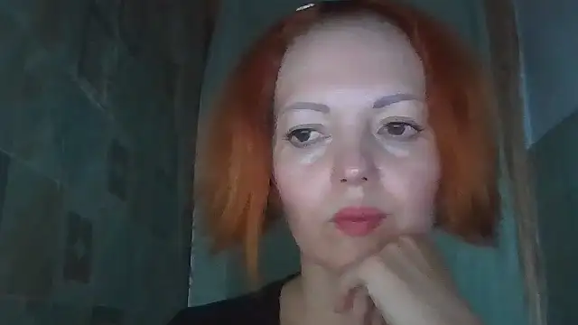 Millamiss live cam on StripChat