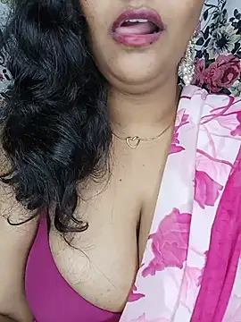 Love_me_7 live cam on StripChat