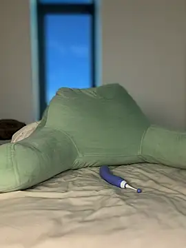 roxxxyrose live sex cam