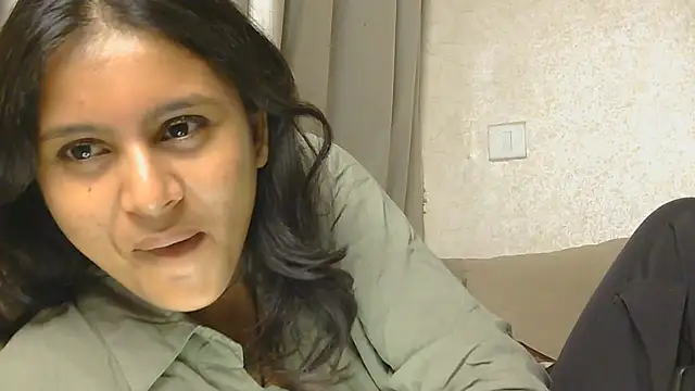 Naira_fit live sex cam