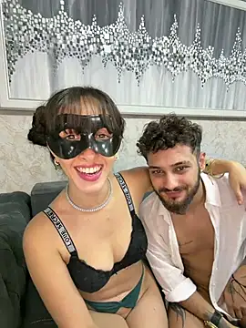 Lovleymili live cam on StripChat