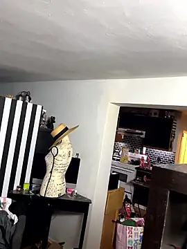 leanjamesdean live cam on StripChat