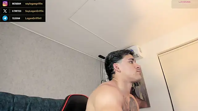 JeergMuscle live cam on StripChat