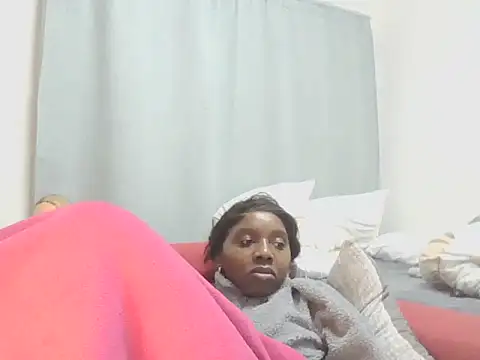 Sexxybella27 live cam on StripChat