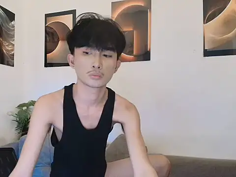 twink_pinoy live cam on StripChat