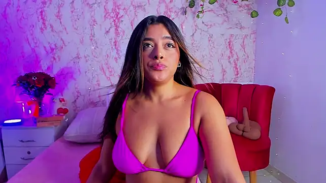Sophie-Wilson live cam on StripChat
