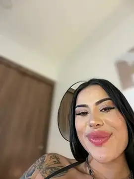 KimberlyWalton live cam on StripChat