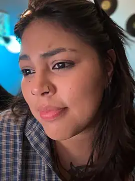 miacanela_xo live cam on StripChat