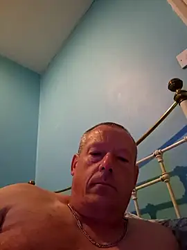 Tyson120 live cam on StripChat