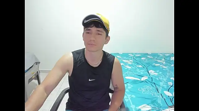 ChicoMaloFfF live sex cam