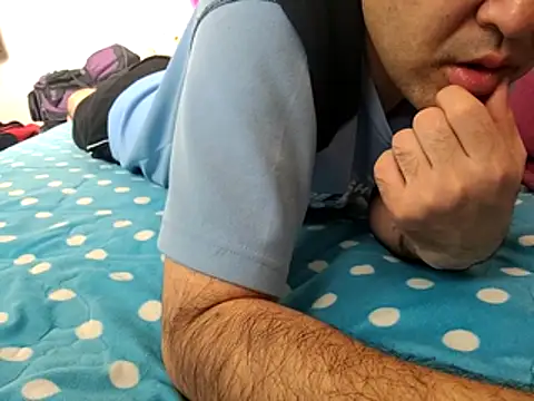 bch1045 live cam on StripChat