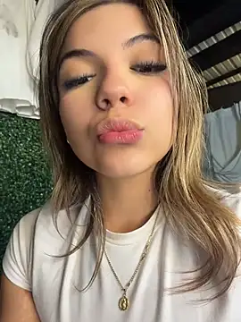 AngelBlushXXX live sex cam