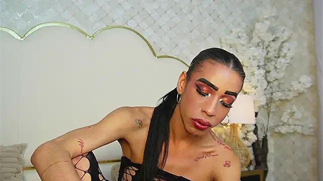 KatalinaMillan live cam on StripChat