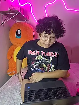 Nyx_w live cam on StripChat