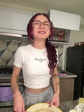 Red_kytty6 live cam on StripChat