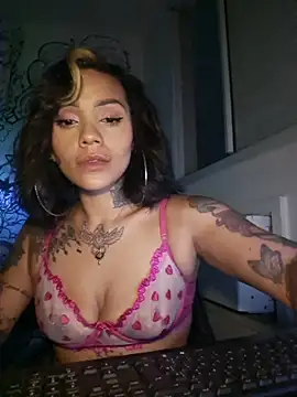 kahpoliver live cam on StripChat