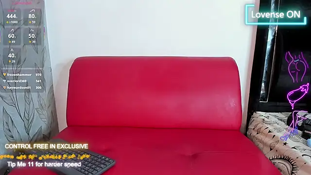 Cyka_Semenobitch live cam on StripChat
