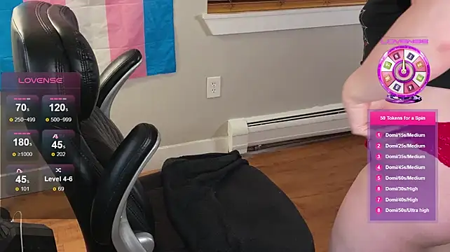 luluvaladon live cam on StripChat