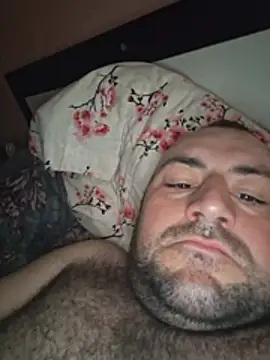 StrictBobby live cam on StripChat