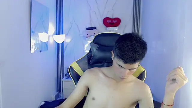 Ascii_one live cam on StripChat
