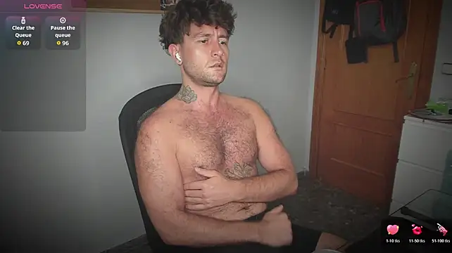 HonestAndrew live cam on StripChat