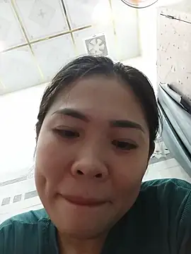 Poly_baby live cam on StripChat