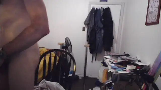 JohnnyMoves live sex cam
