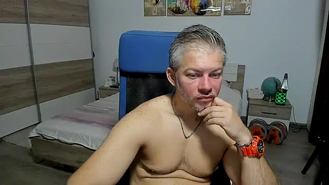 RobbyShawz live cam on StripChat