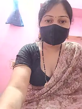 Beauty-wife live cam on StripChat