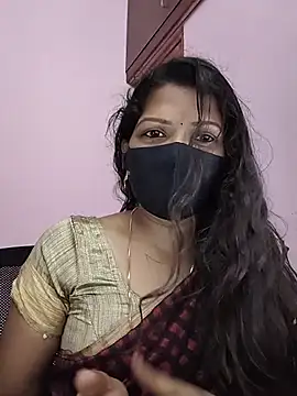 Kayalvizhi143 live cam on StripChat