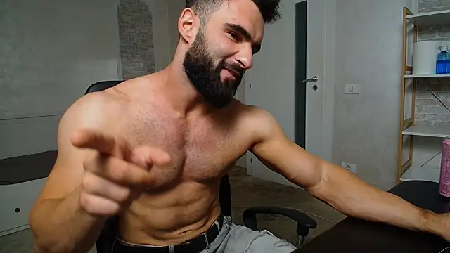 MicahLane live cam on StripChat