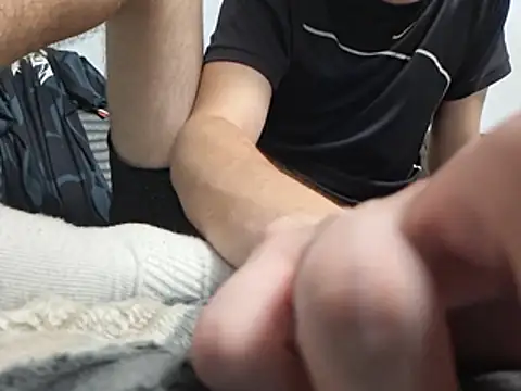 RayMartino live cam on StripChat