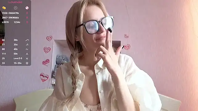 MelissaZaria live cam on StripChat