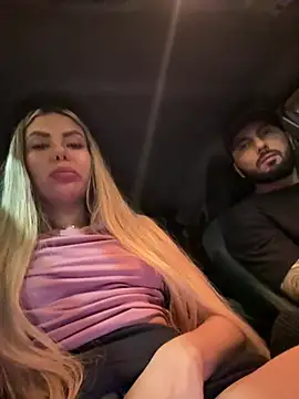 lindaandtony live cam on StripChat