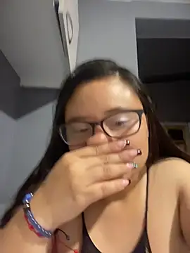 LuisAny live cam on StripChat