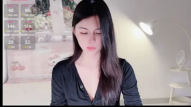 lvy-w live sex cam