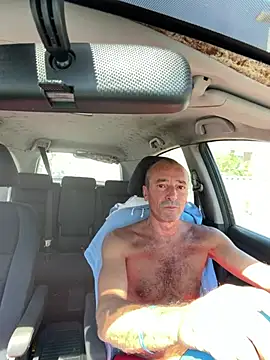 DEVILMAN66RM live cam on StripChat
