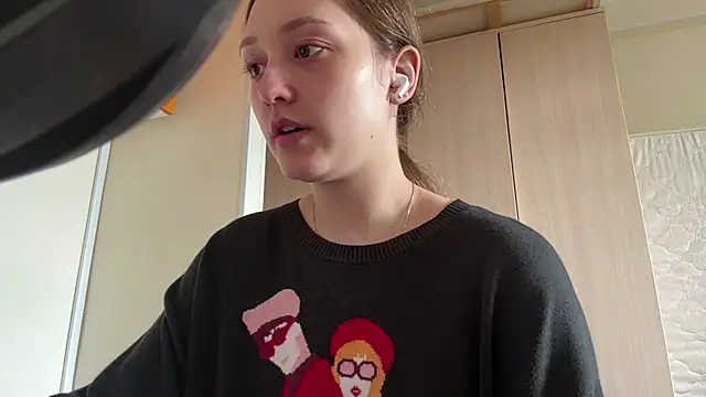ShereeRepetowski live cam on StripChat