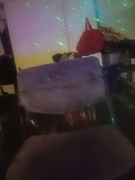deedeedoll82222 live sex cam