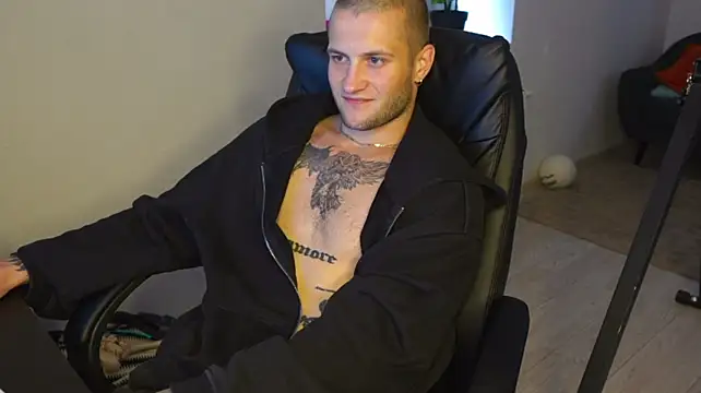 Igor_Wilde live cam on StripChat