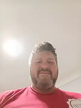 mariusSingur live cam on StripChat