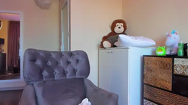 BellaStylezz live cam on StripChat